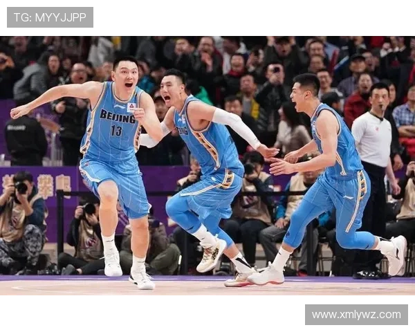 翟晓川方硕朱彦西合同到期 均表示希望继续效力北京男篮 翟晓川方硕朱彦西合同到期 均表示希望继续效力北京男篮